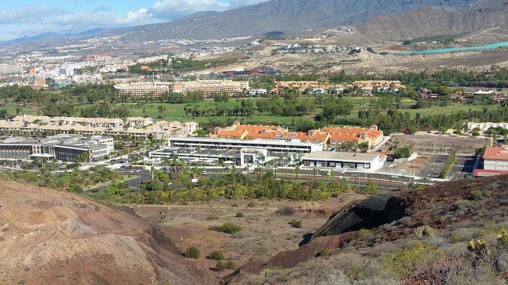 Ohana Atico Avenida Chayofita Los Cristianos  Rom bilde